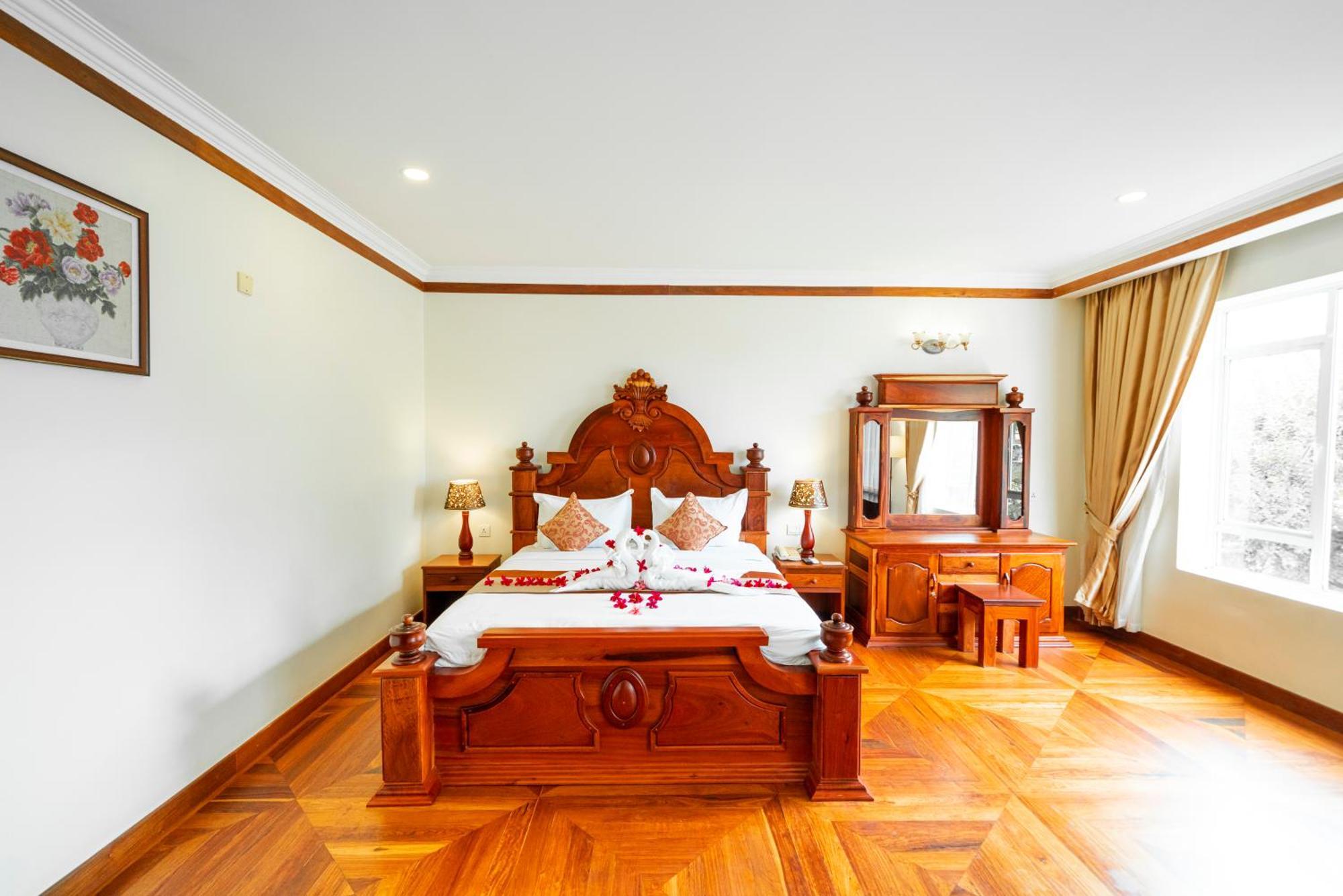 Pursat Riverside Hotel&Spa Exterior foto